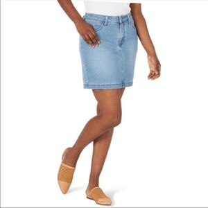 Vintage Lee Ladies Denim/Blue jean Skort 6